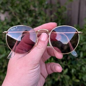 Ray-Ban Gold Frame Round Sunglasses with Pink-Tinted Lenses